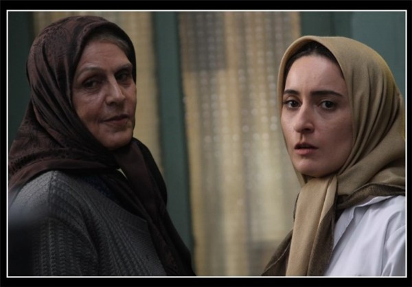 سهیلا گلستانی و آهو خردمند در نمایی از فیلم 